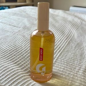 Glossier Body Hero Dry-Touch Oil Mist